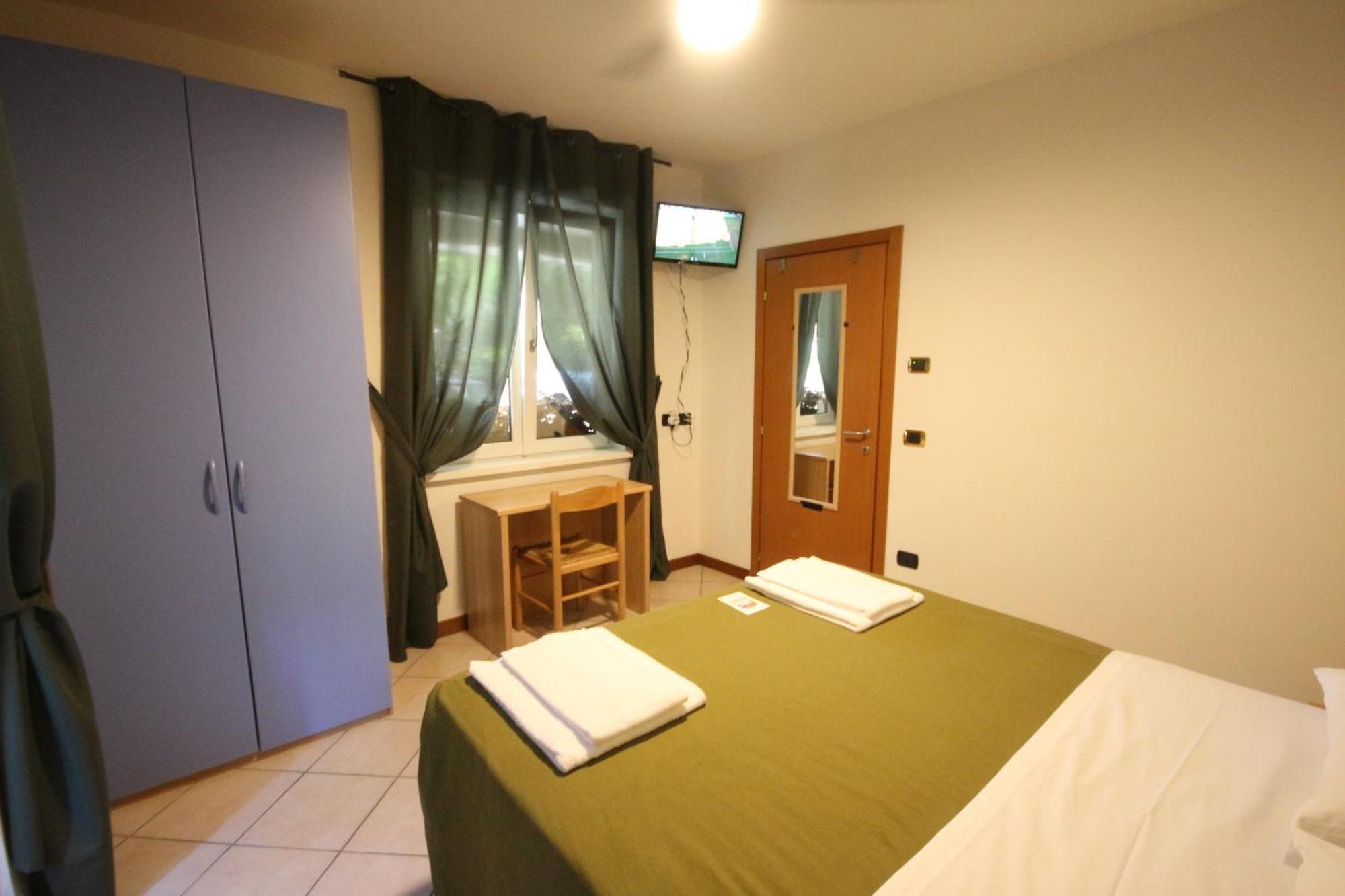 Casa Wanda Since 1999 Couette-café Riva del Garda